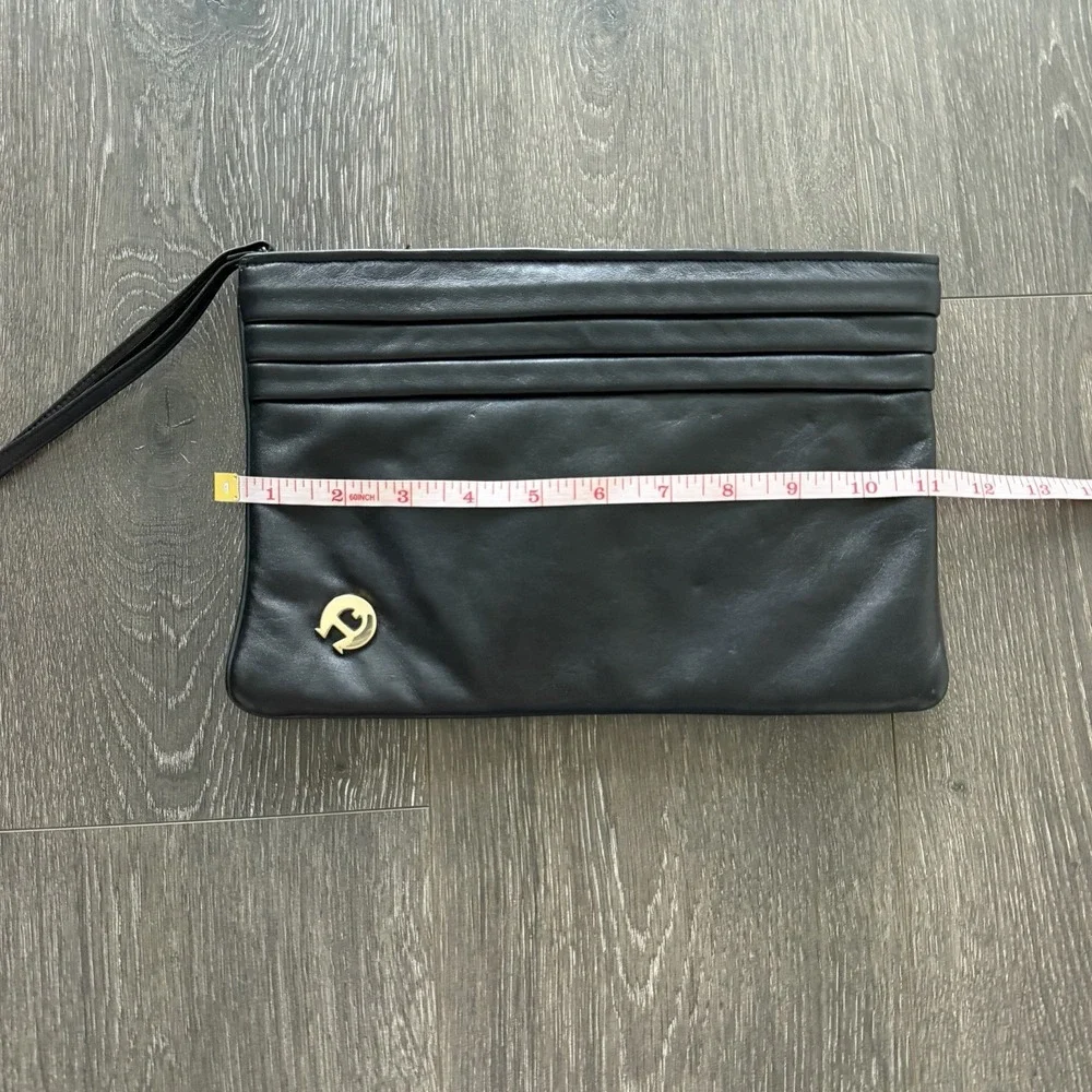 Etienne Aigner this preowned